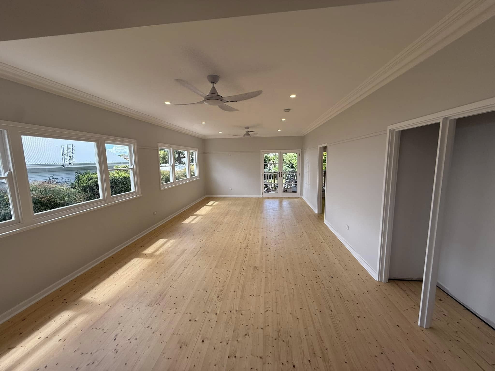 Painting services Newcastle and Lake Macquarie