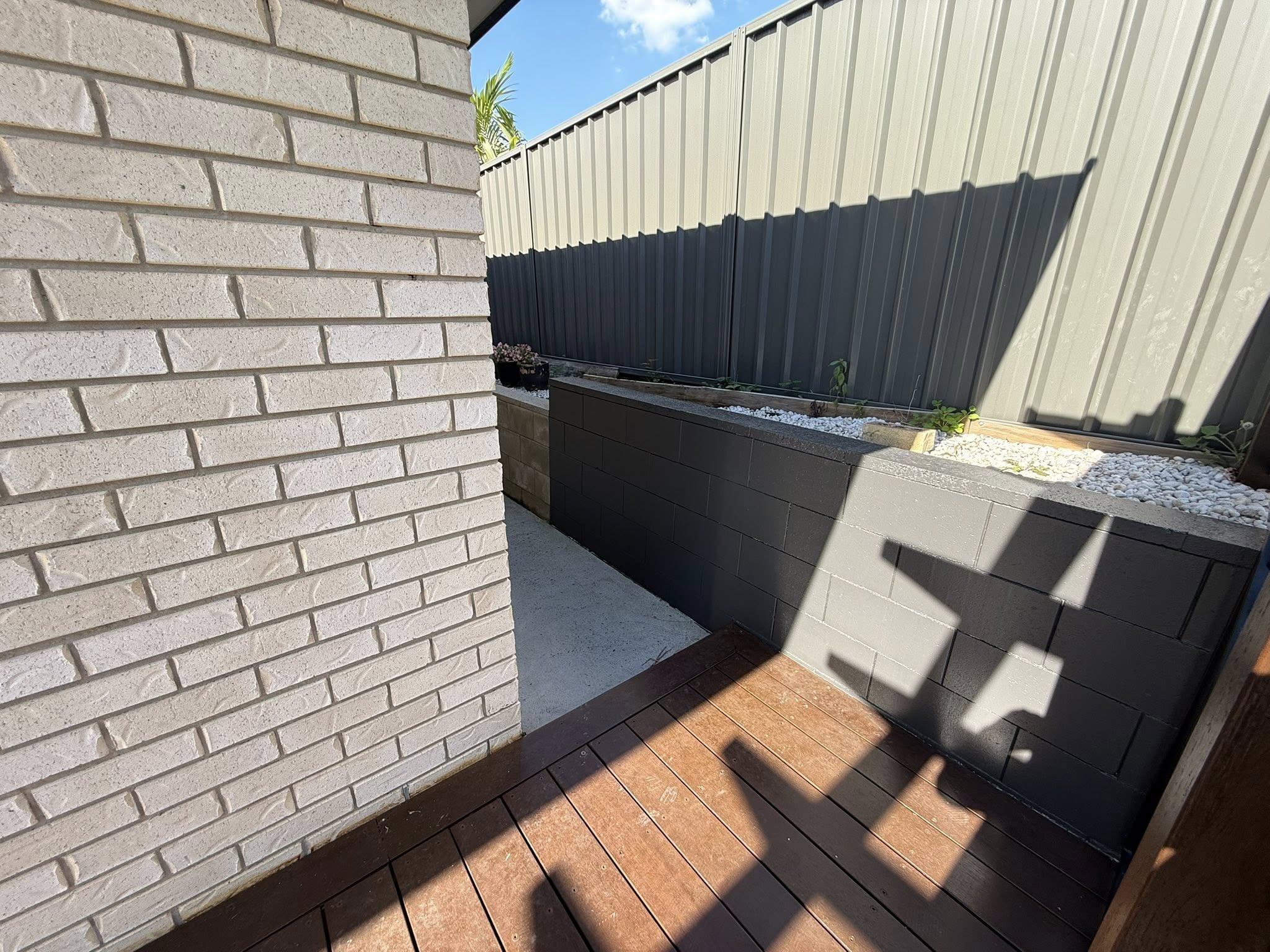 Fence painting Newcastle